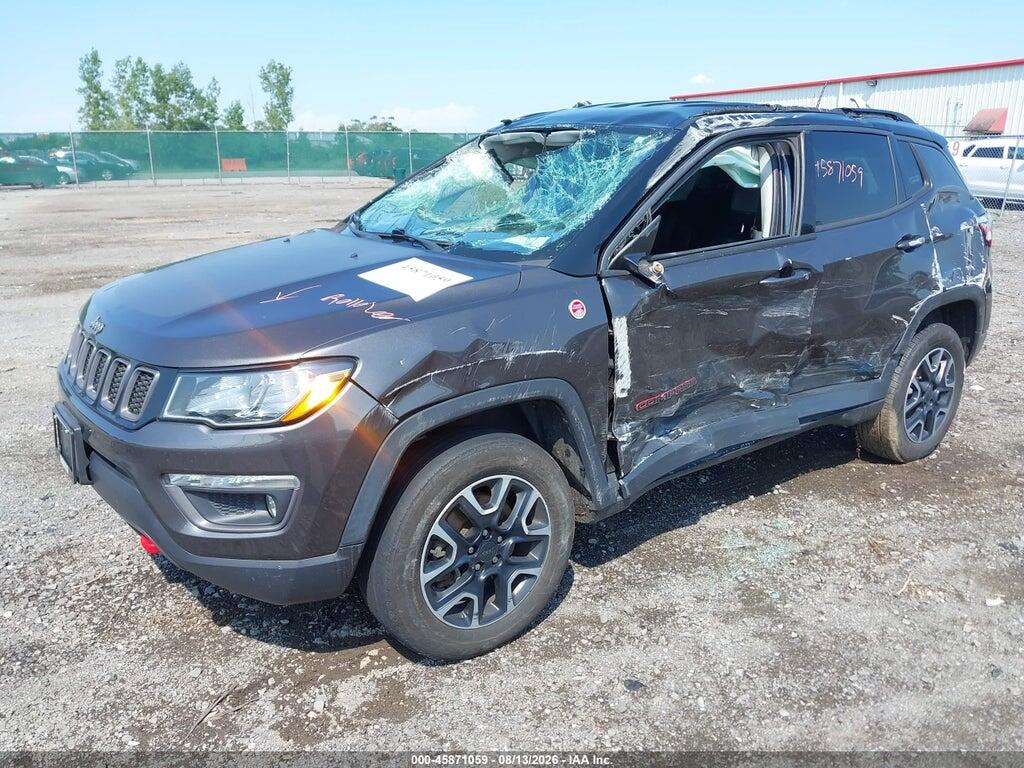 3C4NJDDB4KT619454 2019 JEEP COMPASS photo no. 2