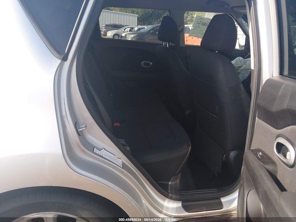 KNDJP3A55K7698319 2019 KIA SOUL photo no. 8