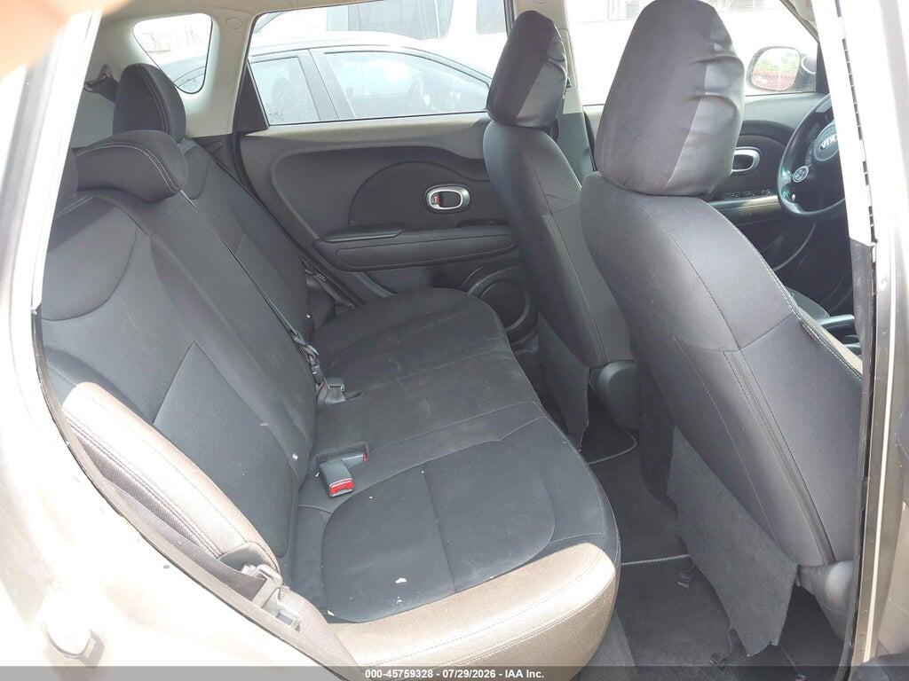 KNDJN2A25F7220364 2015 KIA SOUL photo no. 8