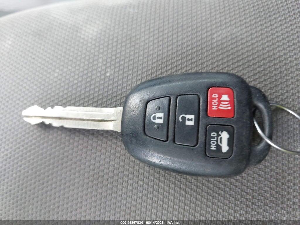 2T1BURHE7KC207141 2019 TOYOTA COROLLA photo no. 11