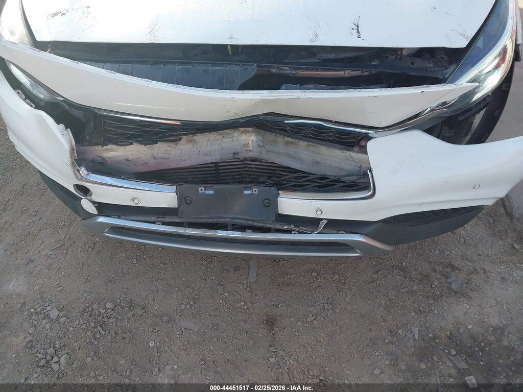 SJKCH5CRXHA034219 2017 INFINITI QX30 photo no. 6