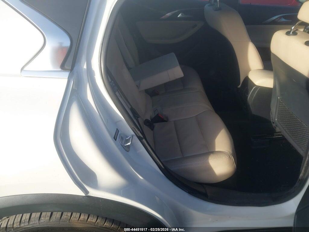 SJKCH5CRXHA034219 2017 INFINITI QX30 photo no. 8