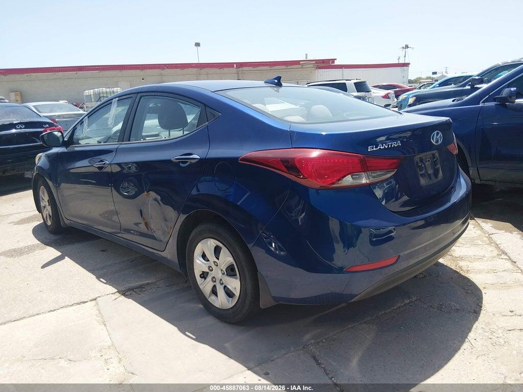 5NPDH4AEXGH774622 2016 HYUNDAI ELANTRA photo no. 3