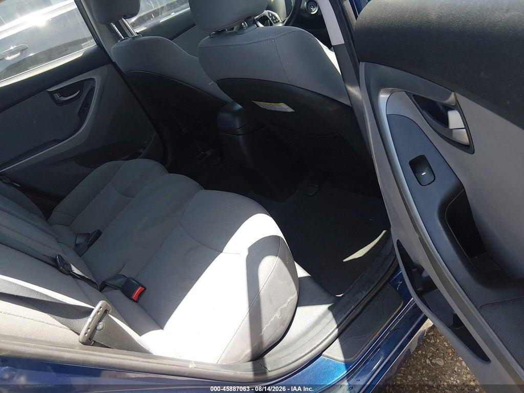 5NPDH4AEXGH774622 2016 HYUNDAI ELANTRA photo no. 8