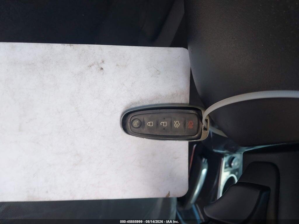 1FMCU0JX5GUA30106 2016 FORD ESCAPE photo no. 11