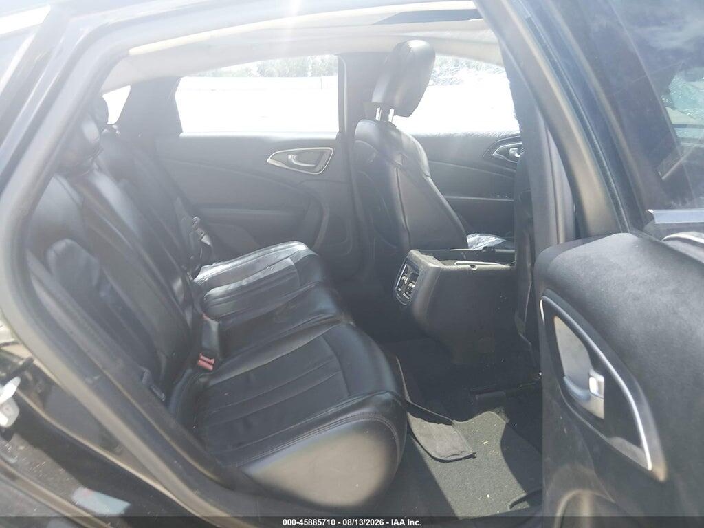 1C3CCCCG1GN125900 2016 CHRYSLER 200 photo no. 8