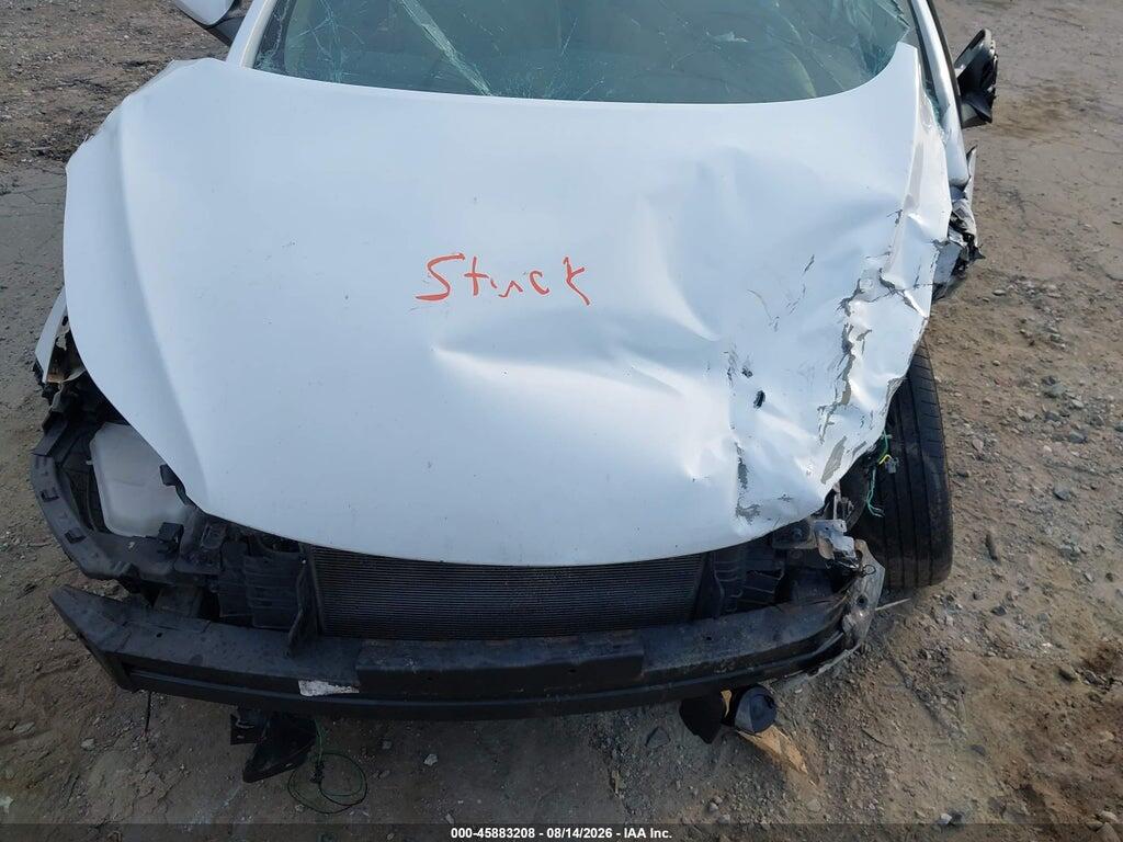 5NPDH4AE1GH729035 2016 HYUNDAI ELANTRA photo no. 10