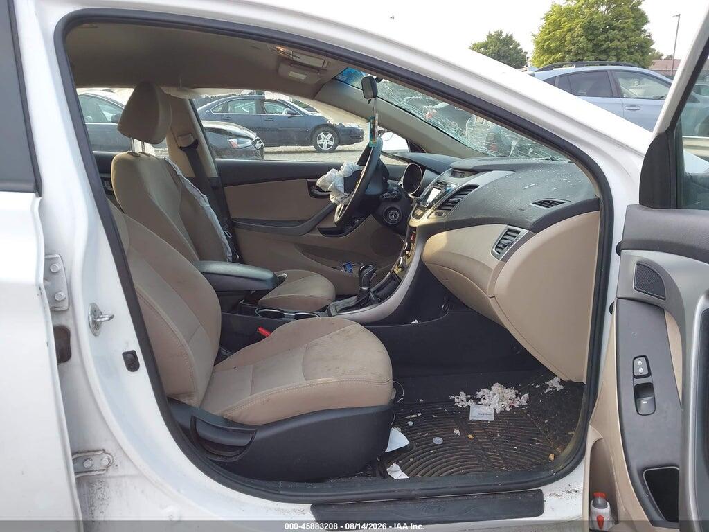 5NPDH4AE1GH729035 2016 HYUNDAI ELANTRA photo no. 5