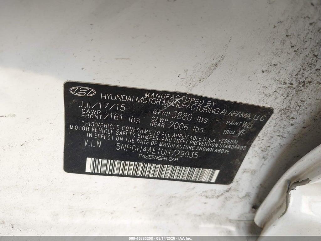 5NPDH4AE1GH729035 2016 HYUNDAI ELANTRA photo no. 9