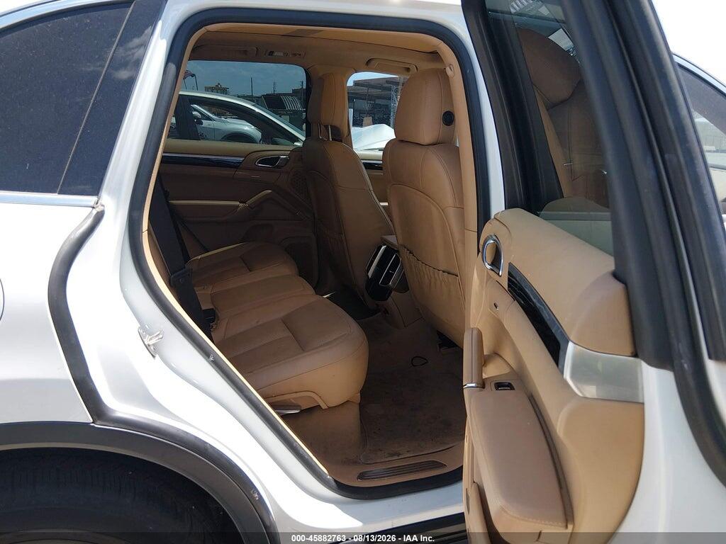 WP1AA2A2XGLA02259 2016 PORSCHE CAYENNE photo no. 8