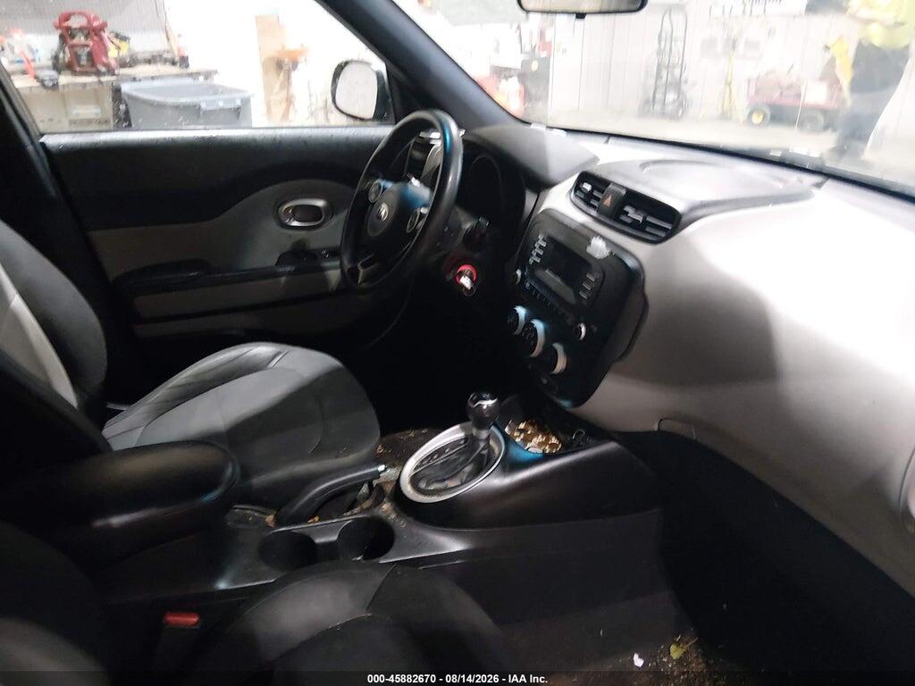 KNDJN2A2XG7348729 2016 KIA SOUL photo no. 5