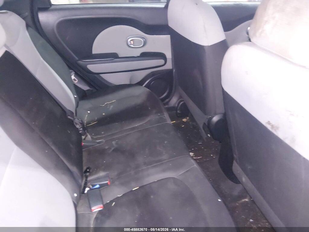 KNDJN2A2XG7348729 2016 KIA SOUL photo no. 8