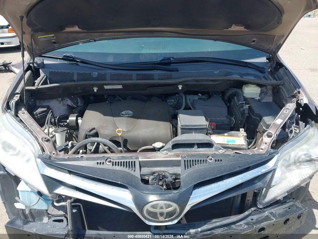 5TDKZ3DC3JS933295 2018 TOYOTA SIENNA photo no. 10