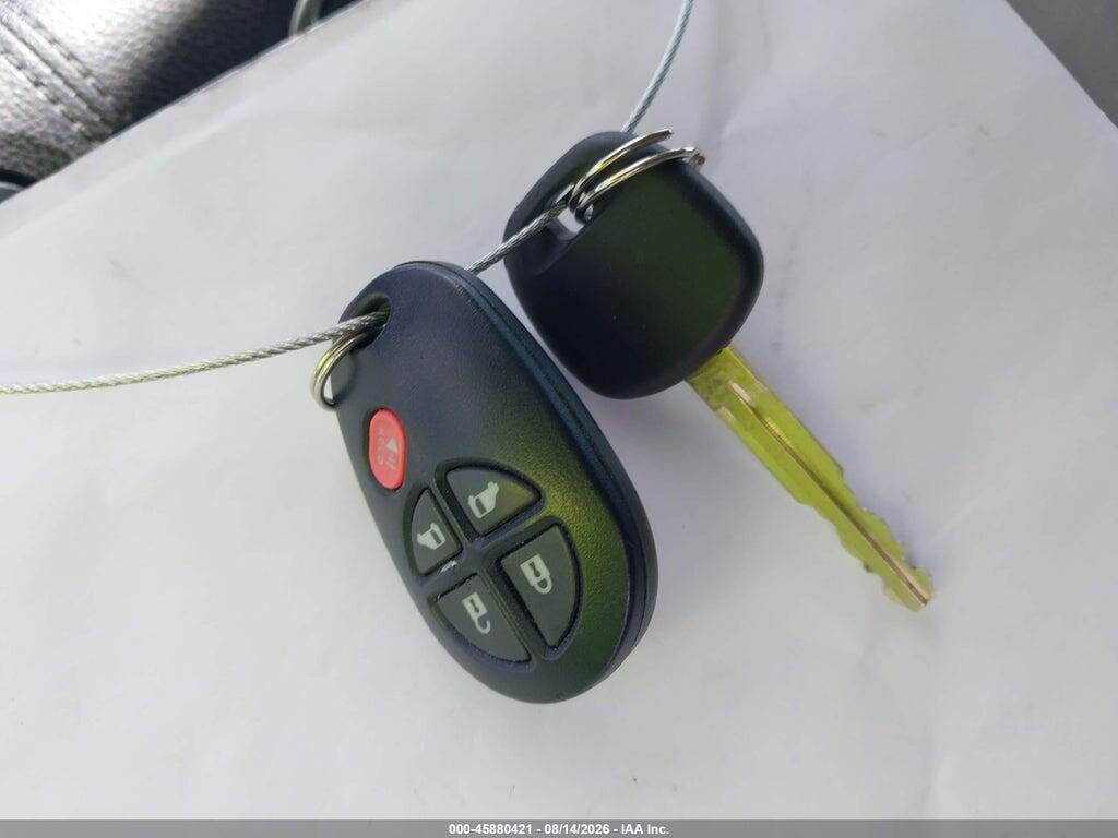 5TDKZ3DC3JS933295 2018 TOYOTA SIENNA photo no. 11