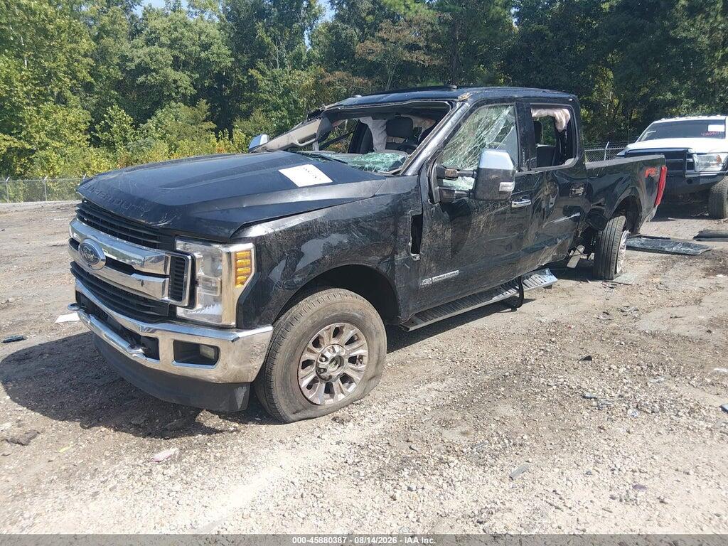 1FT7W2BT0JEC73797 2018 FORD F-250 photo no. 2