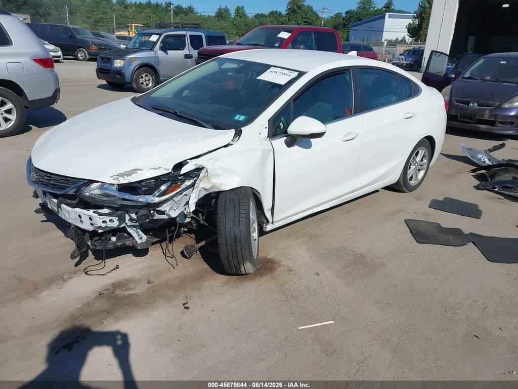 1G1BE5SM5J7102564 2018 CHEVROLET CRUZE photo no. 2