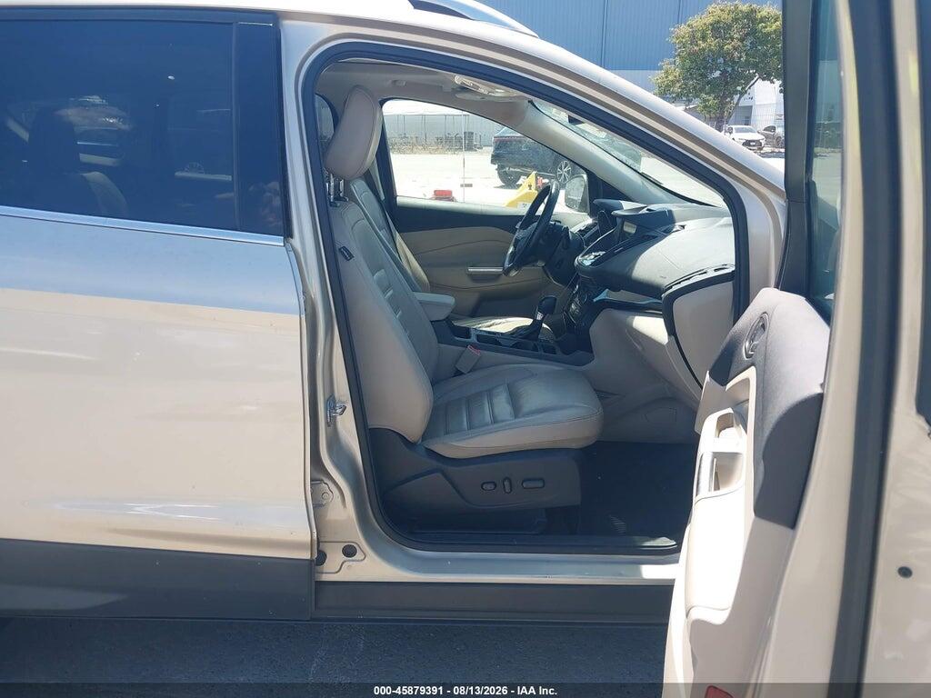 1FMCU0J99JUA57155 2018 FORD ESCAPE photo no. 5