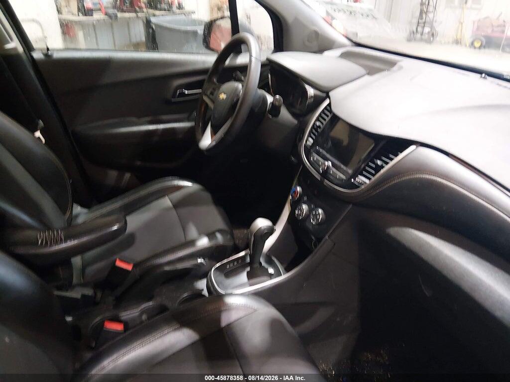 3GNCJLSB9JL239424 2018 CHEVROLET TRAX photo no. 5