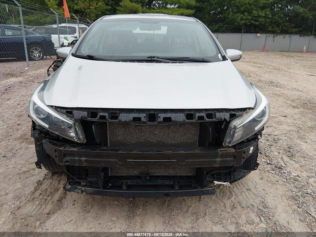 3KPFL4A77JE179036 2018 KIA FORTE photo no. 12
