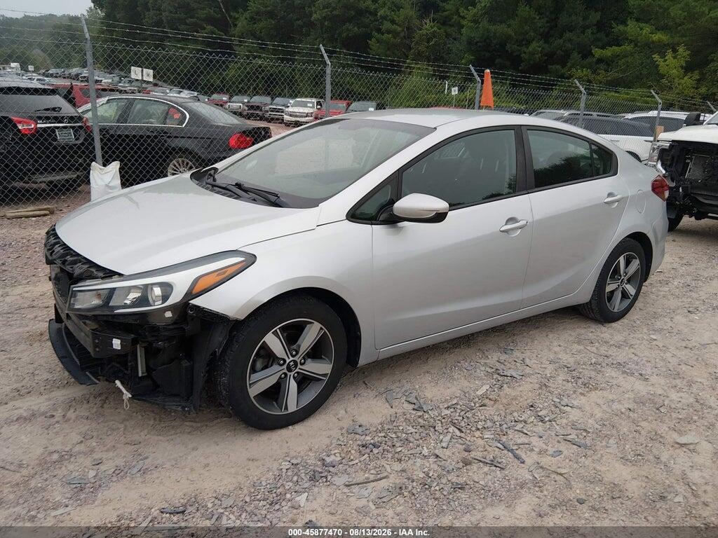 3KPFL4A77JE179036 2018 KIA FORTE photo no. 2