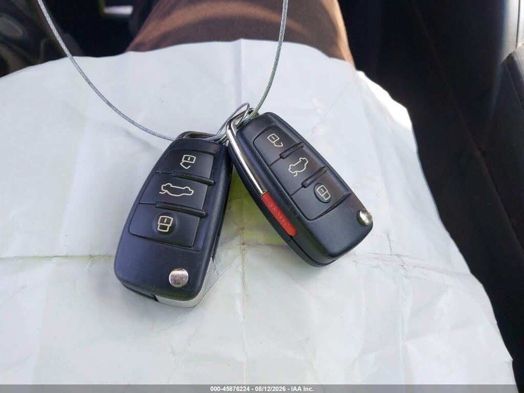 WAUTPBFF0JA059798 2018 AUDI A3 E-TRON photo no. 11
