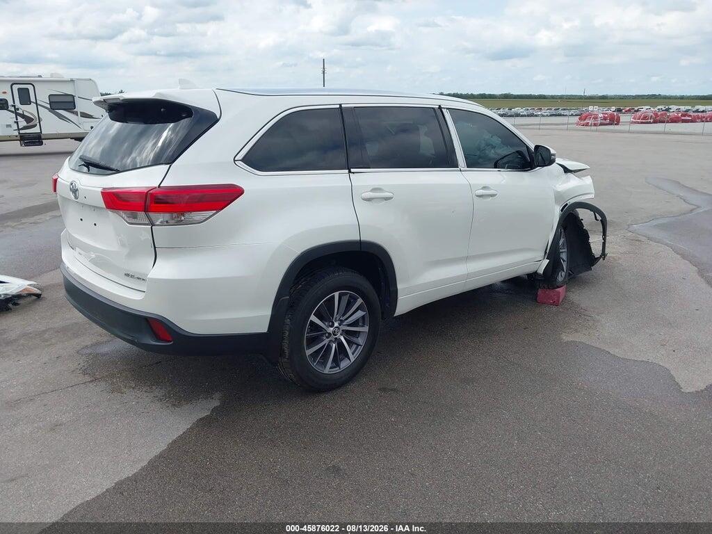 5TDJZRFH7JS531402 2018 TOYOTA HIGHLANDER photo no. 4