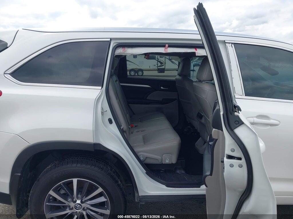 5TDJZRFH7JS531402 2018 TOYOTA HIGHLANDER photo no. 8