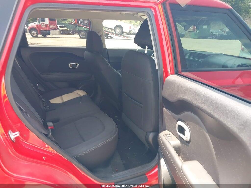 KNDJP3A59J7507600 2018 KIA SOUL photo no. 8