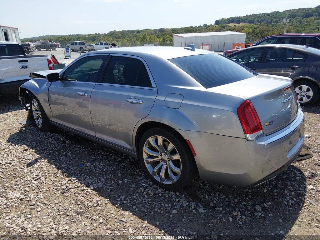 2C3CCAEG0JH261856 2018 CHRYSLER 300 photo no. 3