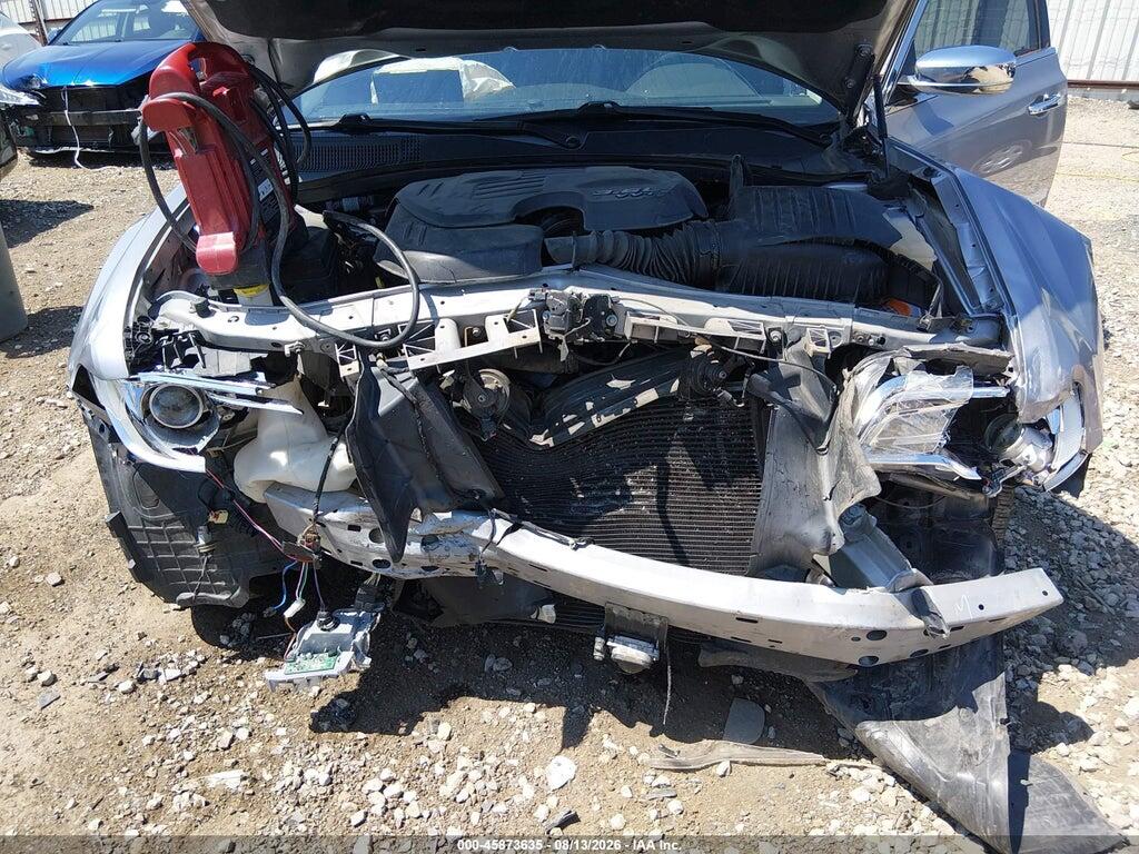 2C3CCAEG0JH261856 2018 CHRYSLER 300 photo no. 6
