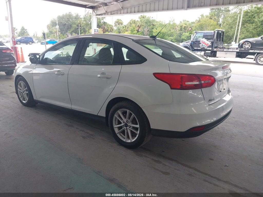 1FADP3F20HL246439 2017 FORD FOCUS photo no. 3