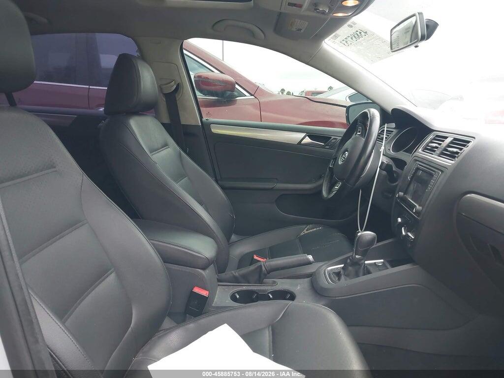 3VWDB7AJ0HM382242 2017 VOLKSWAGEN JETTA photo no. 5
