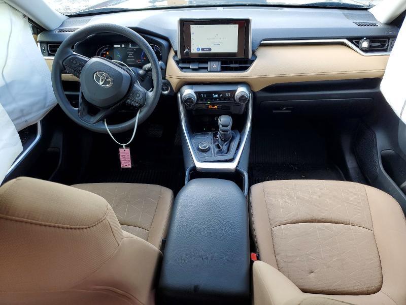2025 TOYOTA RAV4 HYBRID XLE — Фото 8 из 13