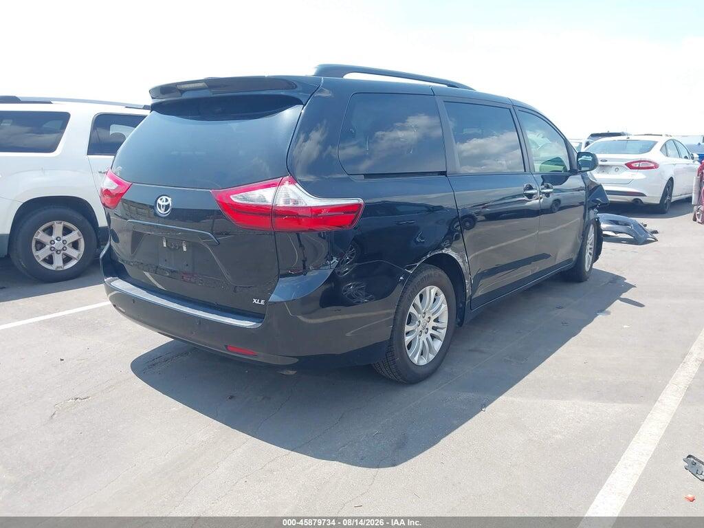5TDYZ3DC9HS864049 2017 TOYOTA SIENNA photo no. 4