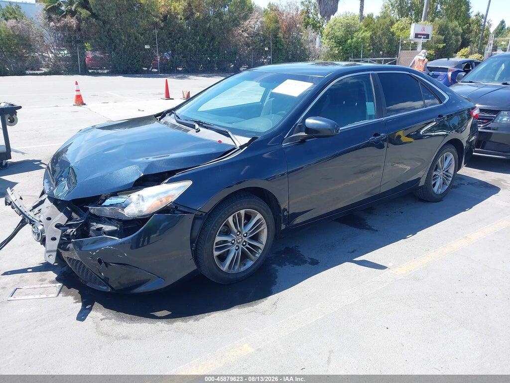 4T1BF1FK5HU389997 2017 TOYOTA CAMRY photo no. 2