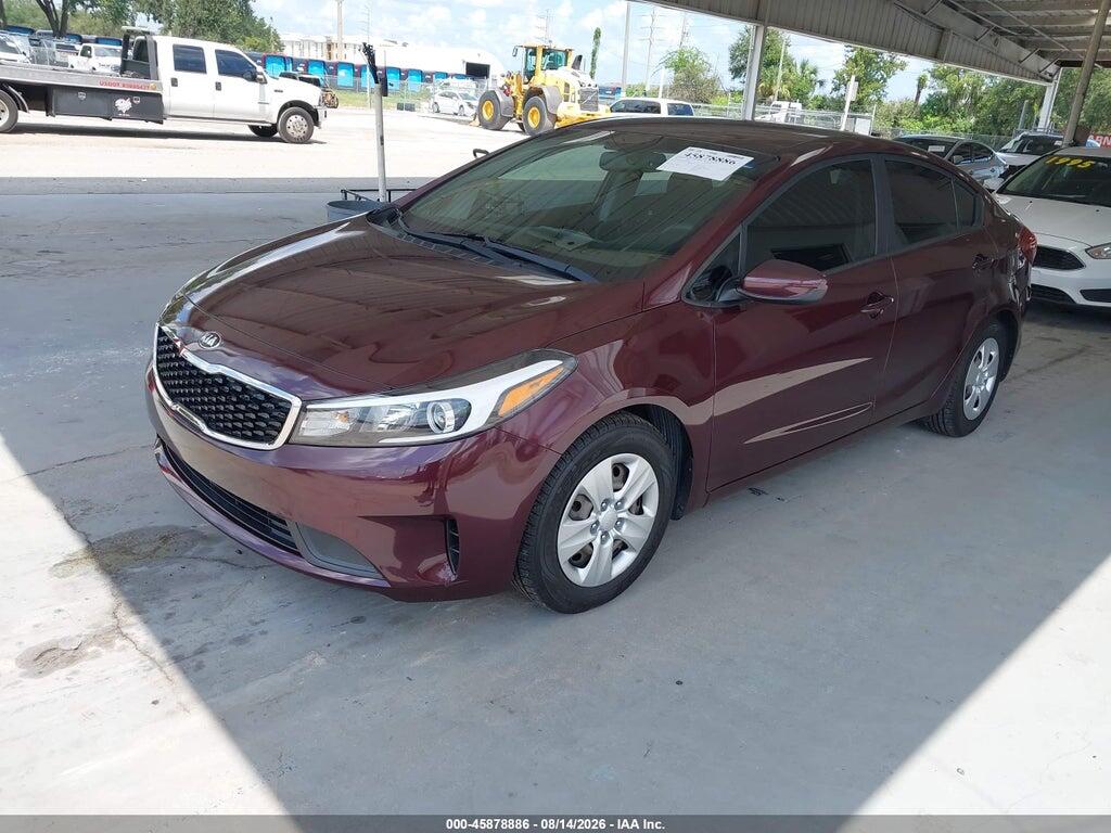 3KPFK4A70HE147932 2017 KIA FORTE photo no. 2