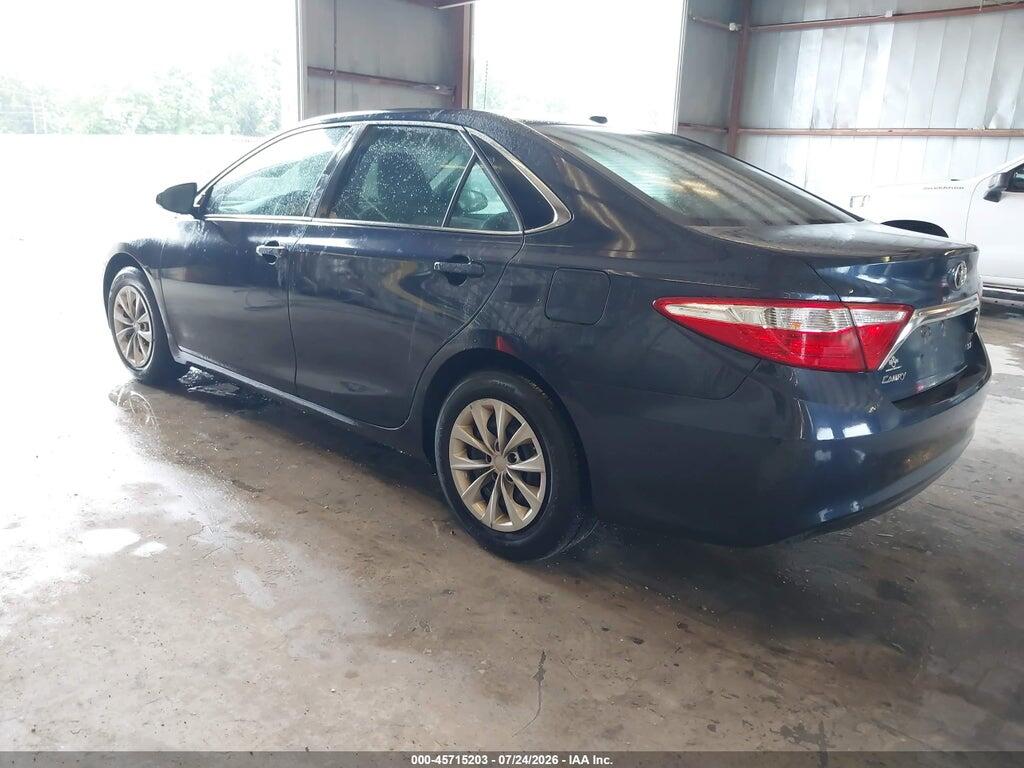 4T1BF1FK3FU996865 2015 TOYOTA CAMRY photo no. 3