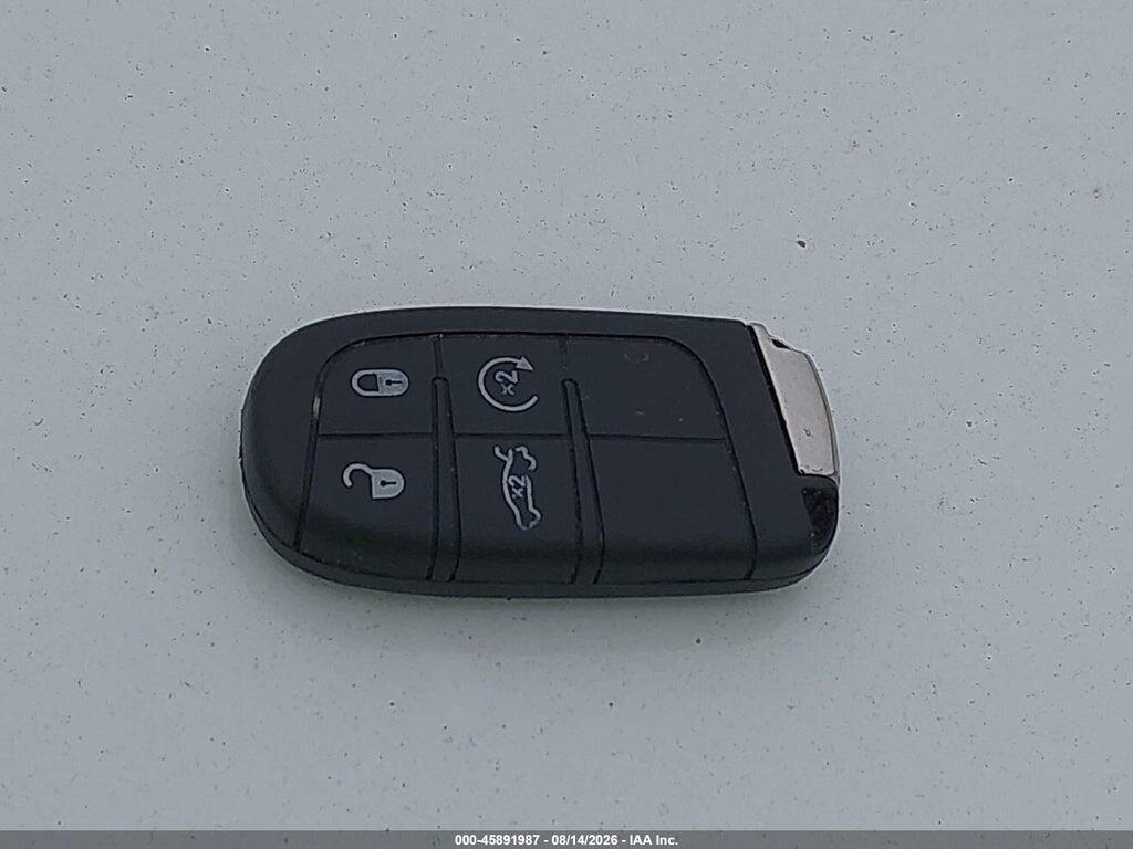 1C3CCCBB3FN625402 2015 CHRYSLER 200 photo no. 11