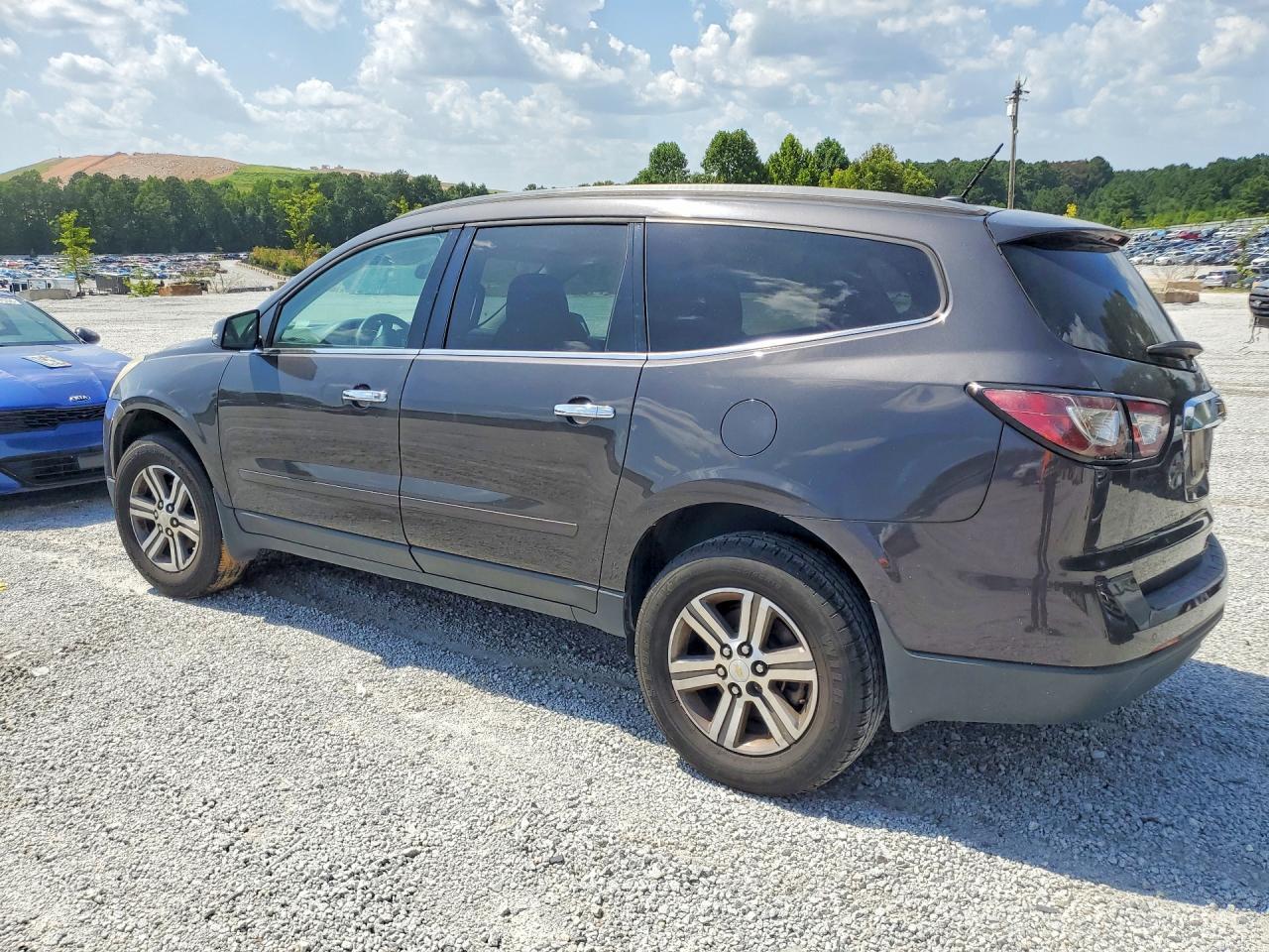 1GNKRHKD2FJ290491 2015 CHEVROLET TRAVERSE photo no. 2
