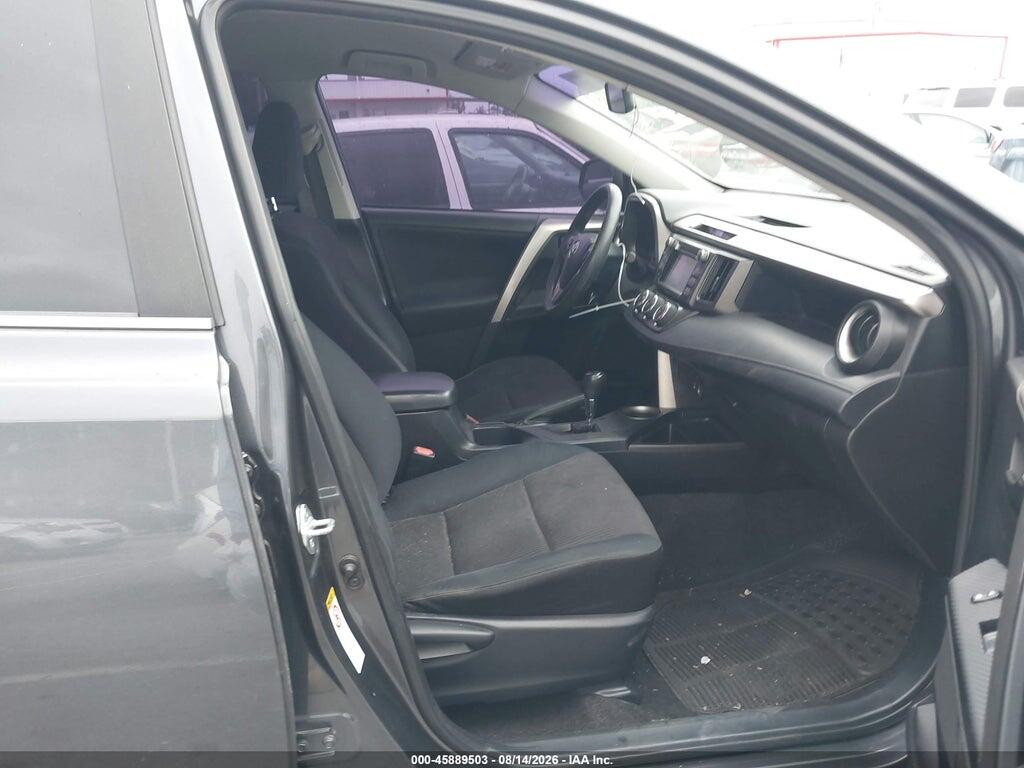 JTMZFREVXFD055426 2015 TOYOTA RAV4 photo no. 5