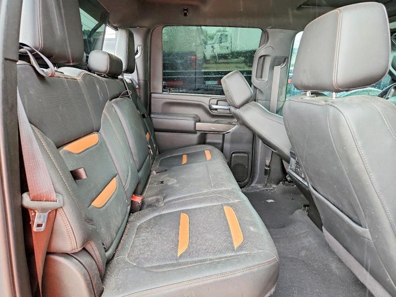 2021 GMC SIERRA K3500 AT4 — Фото 10 из 12