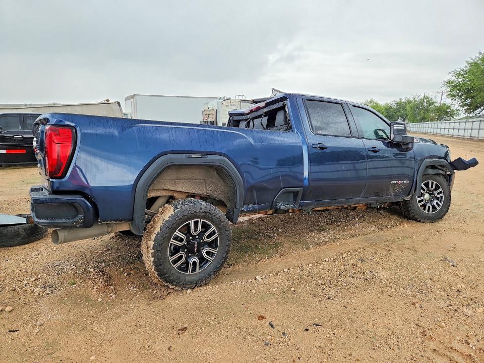 2021 GMC SIERRA K3500 AT4 — Фото 3 из 12