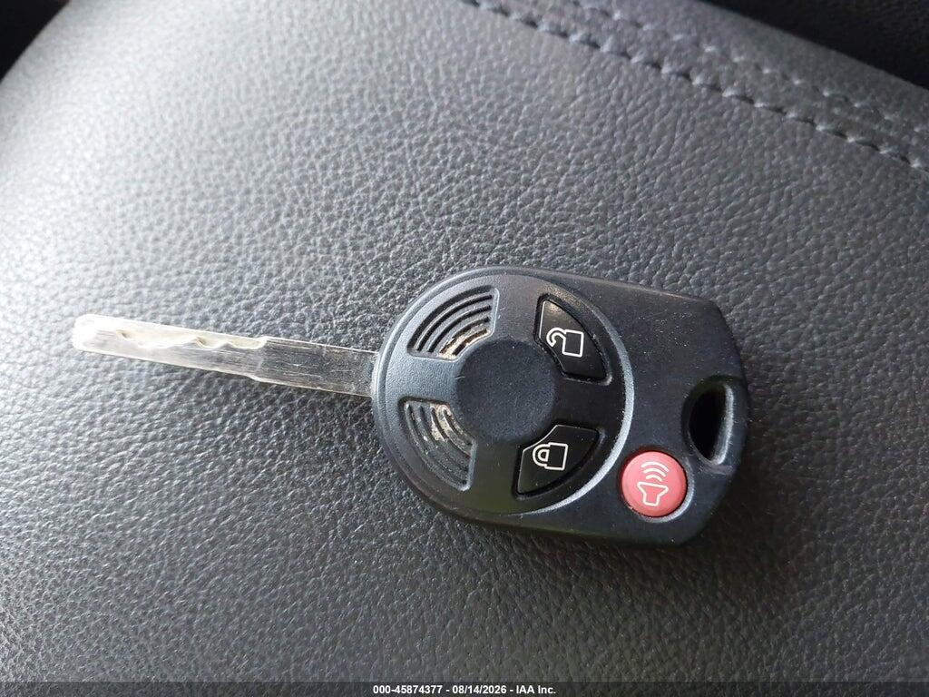1FMCU9G98GUA98834 2016 FORD ESCAPE photo no. 11