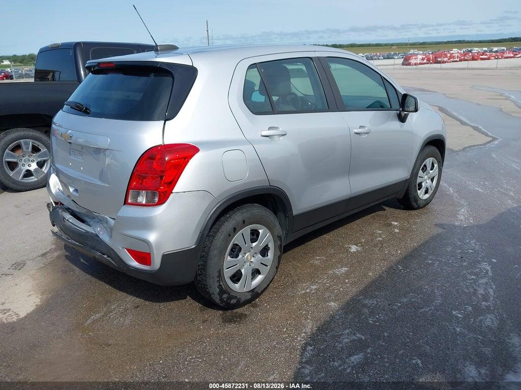 KL7CJKSB8JB584882 2018 CHEVROLET TRAX photo no. 4