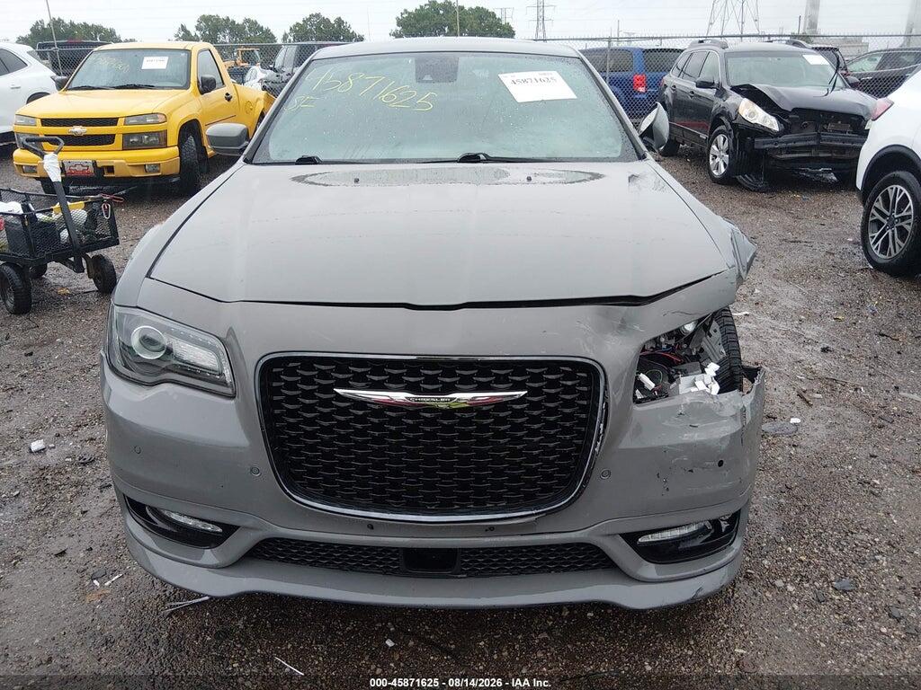 2C3CCAGG6JH223142 2018 CHRYSLER 300 photo no. 12
