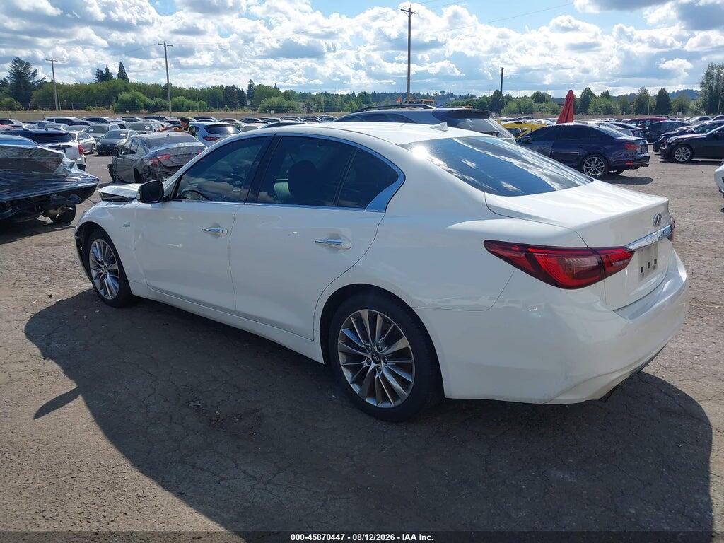 JN1EV7AP5JM360194 2018 INFINITI Q50 photo no. 3