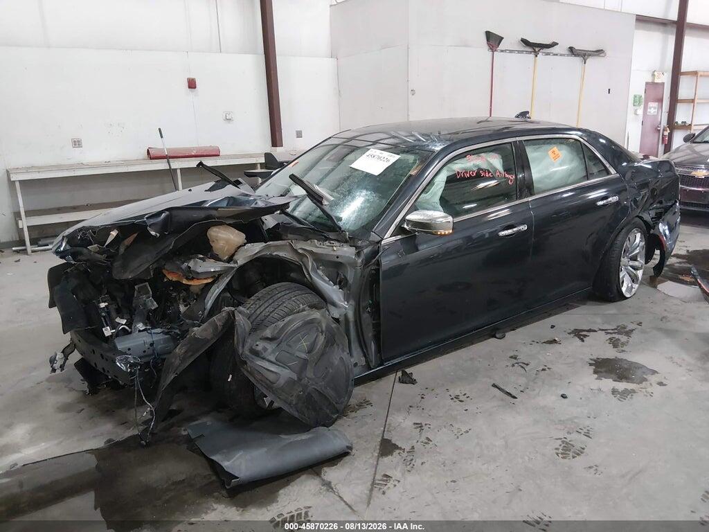2C3CCAEG8JH324461 2018 CHRYSLER 300 photo no. 2