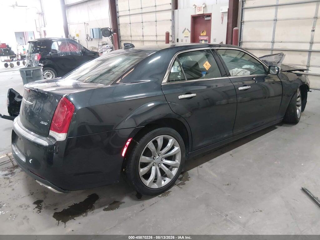2C3CCAEG8JH324461 2018 CHRYSLER 300 photo no. 4