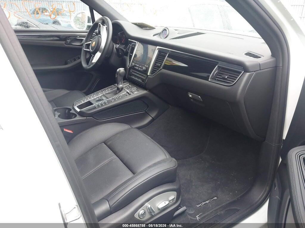 WP1AA2A5XJLB13721 2018 PORSCHE MACAN photo no. 5