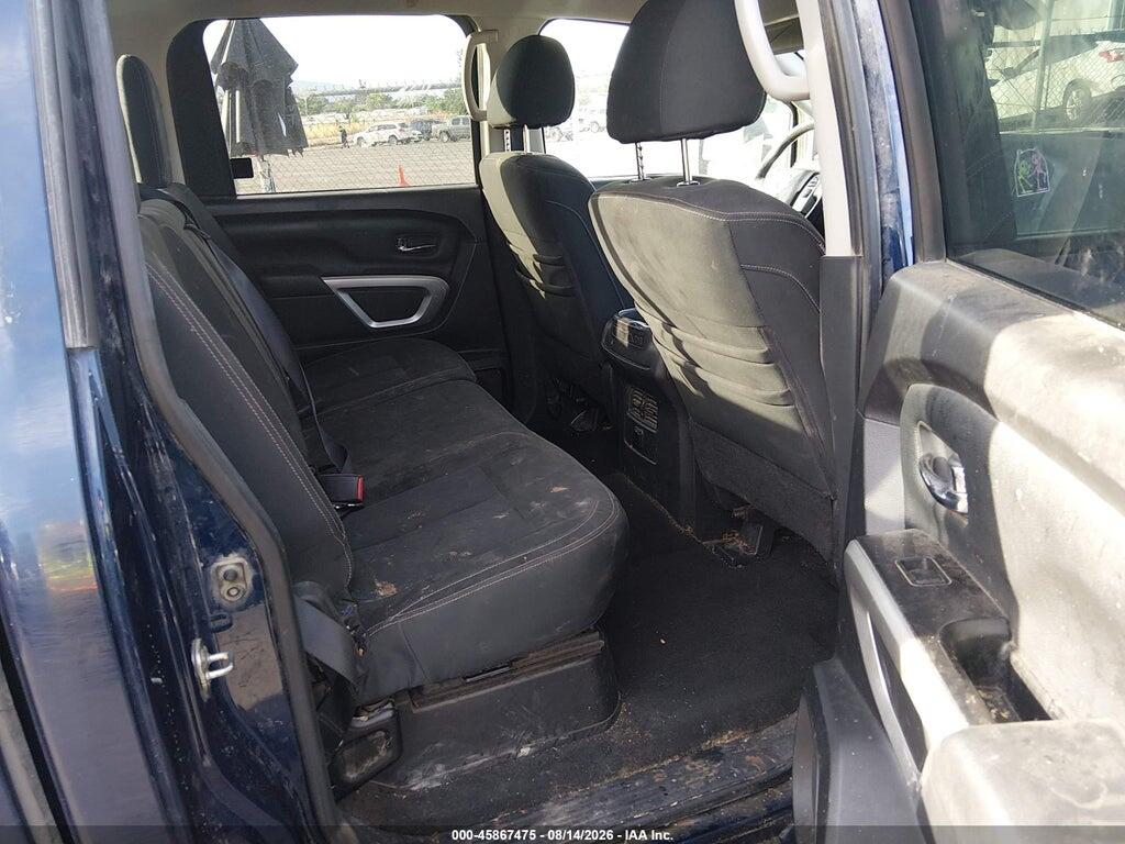 1N6AA1E57JN532973 2018 NISSAN TITAN photo no. 8